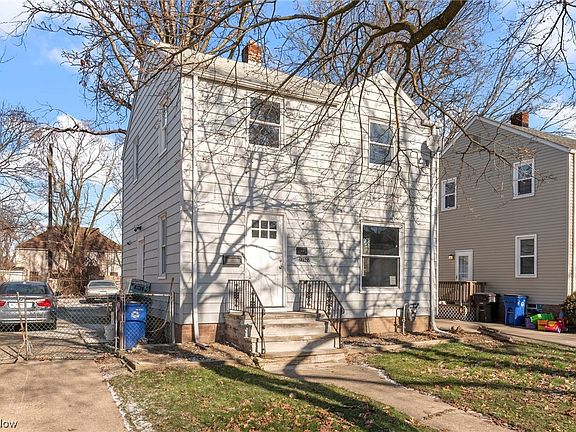 2nd image of 12522 Crossburn Ave