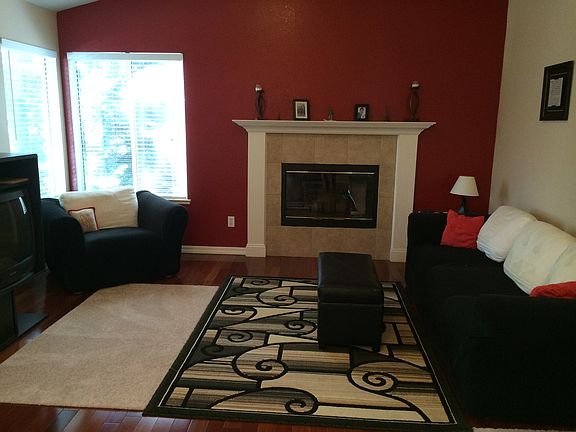 2nd image of 4840 Dover Ln