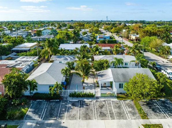 424 Valley Forge Rd, West Palm Beach, FL 33405