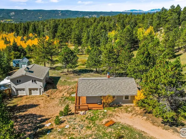 8 Woodland Valley Dr, Woodland Park, CO 80863