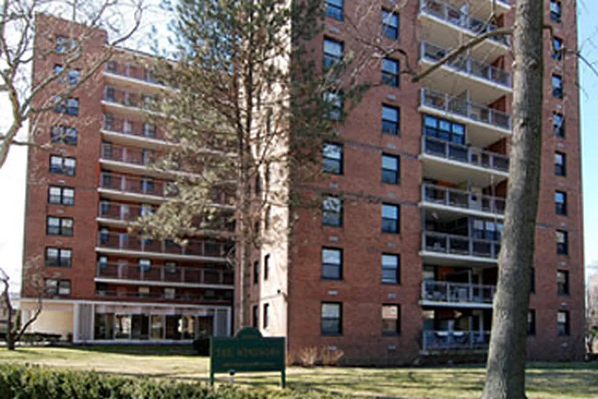 Windsor North at 4901 Henry Hudson Parkway West in Riverdale