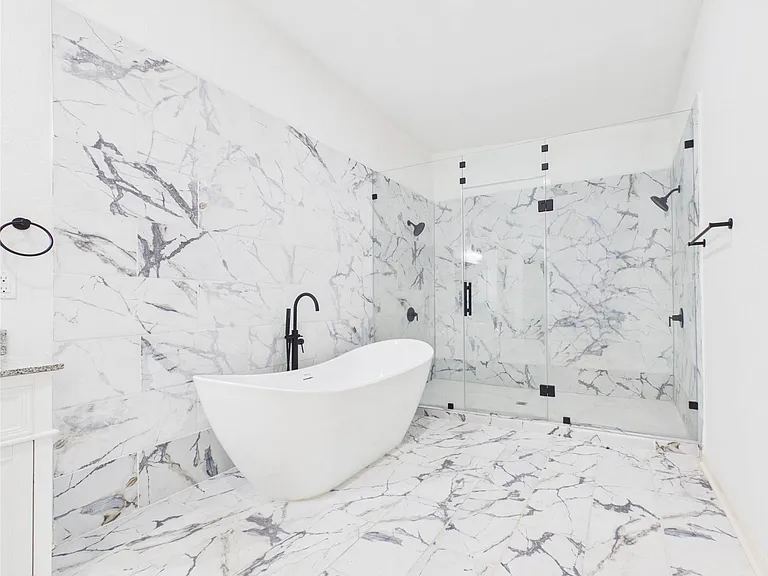11515 Iberia Dr — Photo 20