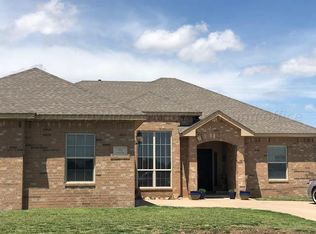 932 Crane Rd, Pampa, TX 79065