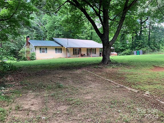 5th image of 2700 Penninger Cir