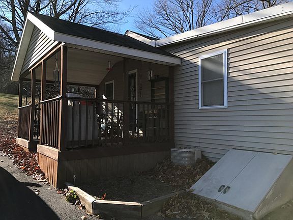 2nd image of 410 Kings Hwy