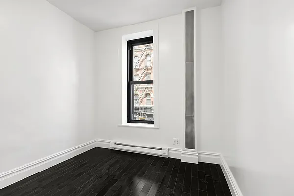 Rented by Compass | media 18