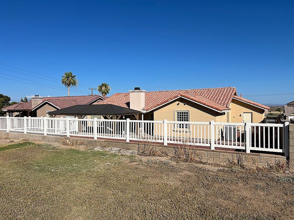 2nd image of 2217 Dekens Ct