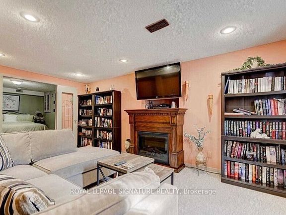 4th image of 608 Springview Dr