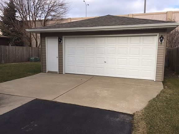 5th image of 12851 S Blossom Dr