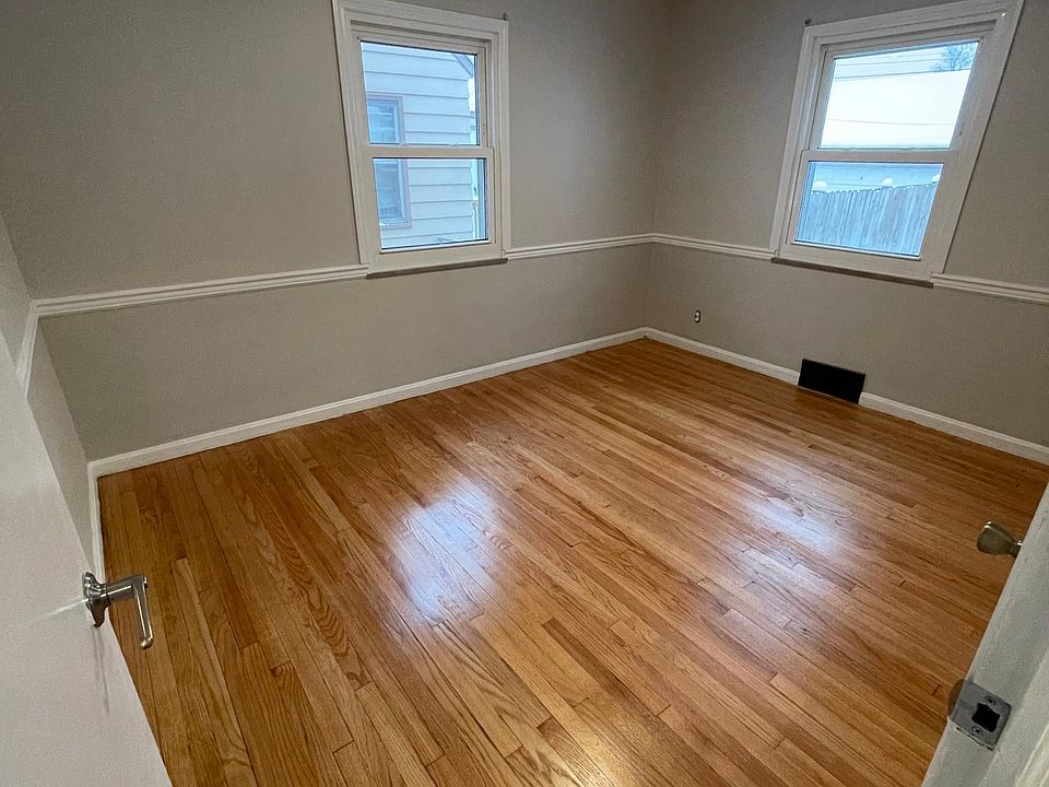 1st image of 8114 Whitehaven Dr