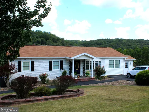 1394 N Mill Creek Rd, Petersburg, WV 26847