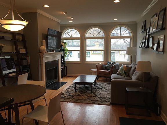 5th image of 3336 N Damen Ave #1