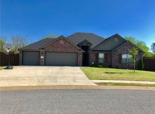 951 Rucker Dr, Pea Ridge, AR 72751