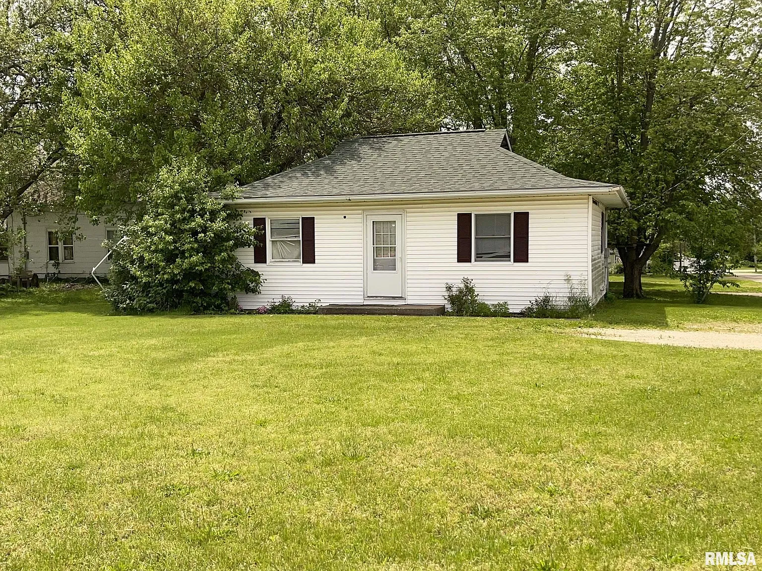 201 S Jefferson St photo 1