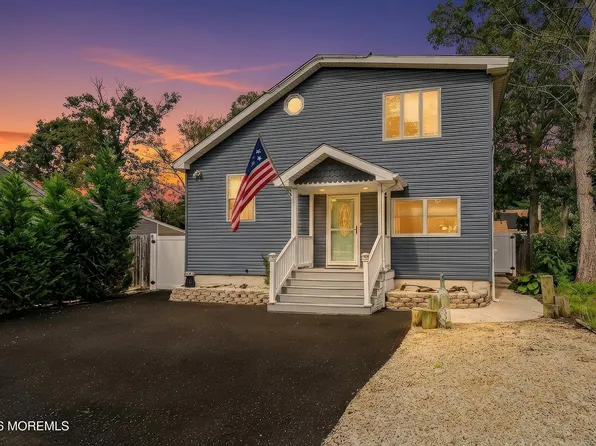 1940 New Street, Toms River, NJ 08753