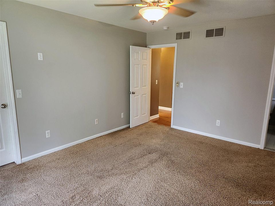 29007 Oakmont Dr, photo 17