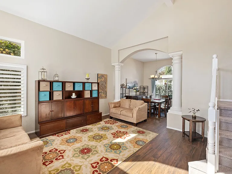 20891 Porter Ranch Rd — Photo 7