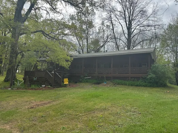 7215 E Niemitalo Dr, Chase, MI 49623