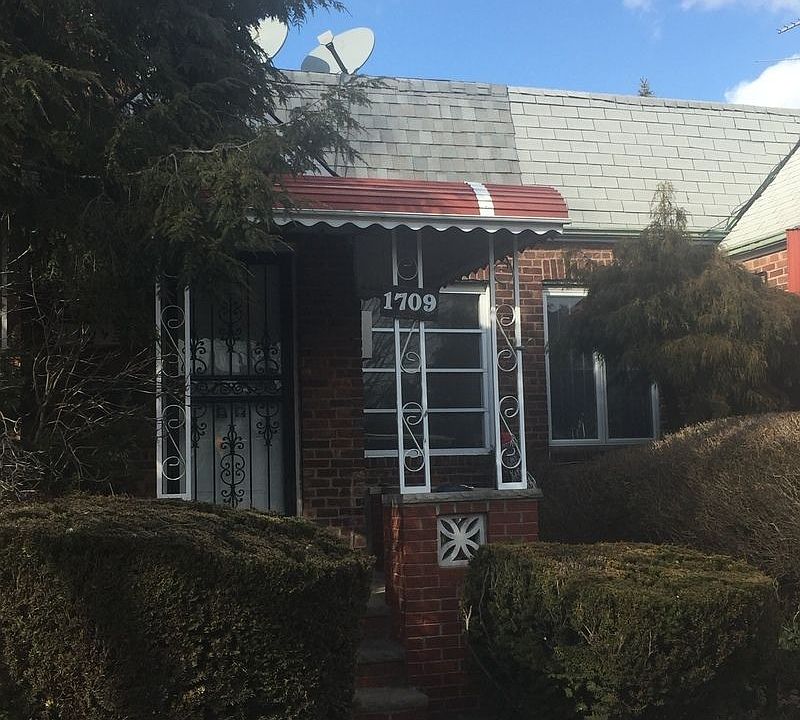 1st image of 1709 Avenue W