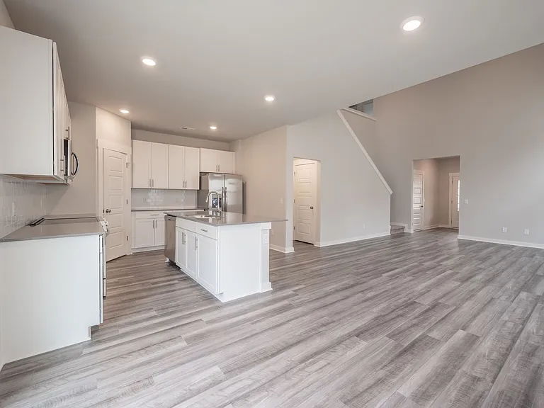 293 Casper Dr — Photo 7