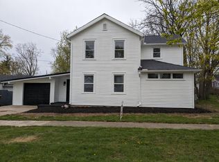 128 Summit St, Ionia, MI 48846