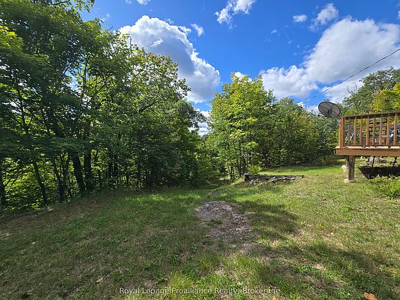 4th image of 1319 Baker Valley Rd