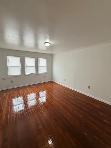 269 Norton St Photo 1