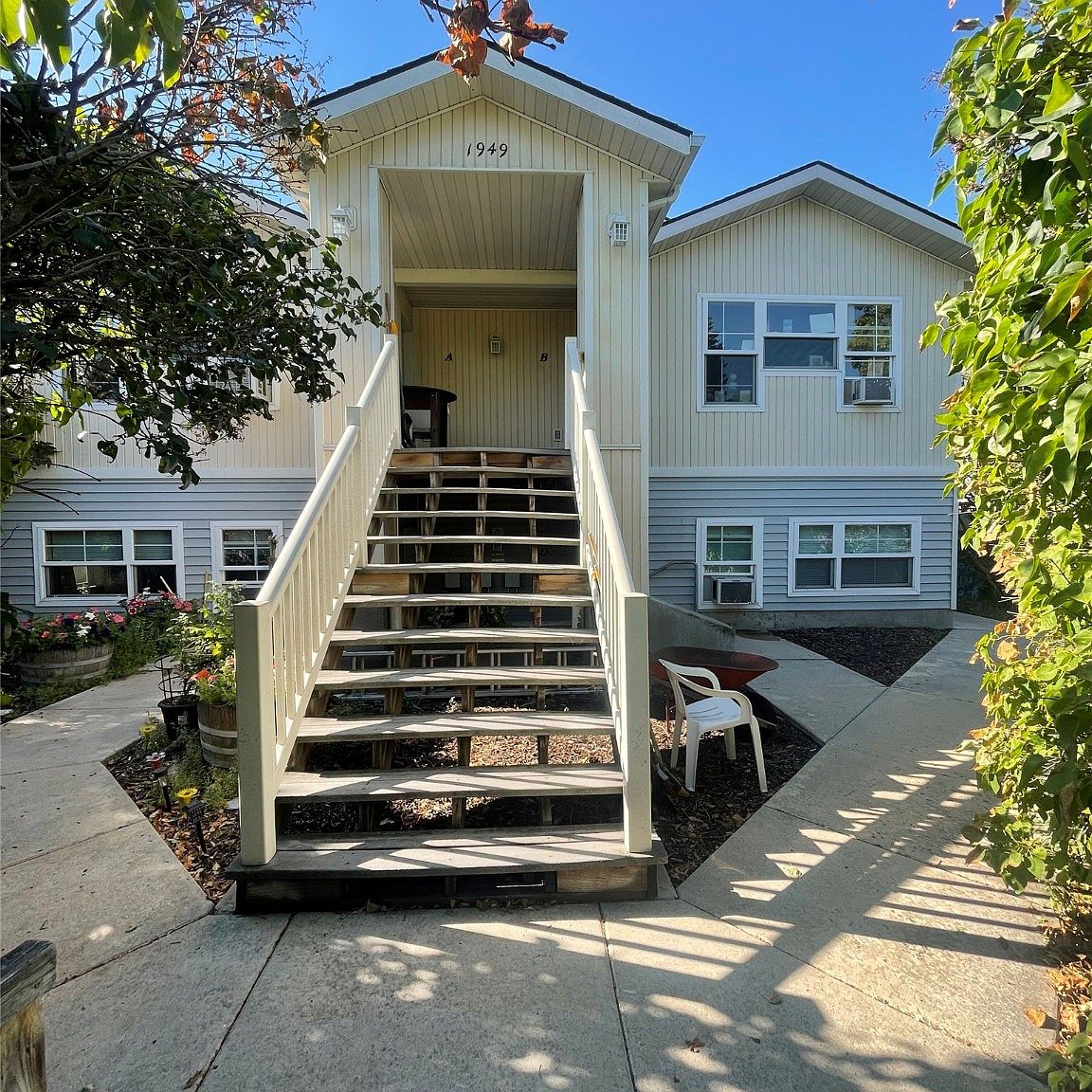 1949 S 9th St W, Missoula, MT 59801 | Zillow