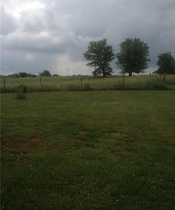 5th image of 463 Nichols Ln