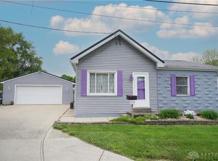 209 Burke Dr, Mason, OH 45040
