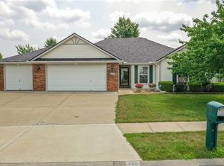 701 SW Crestview Ter, Grain Valley, MO 64029