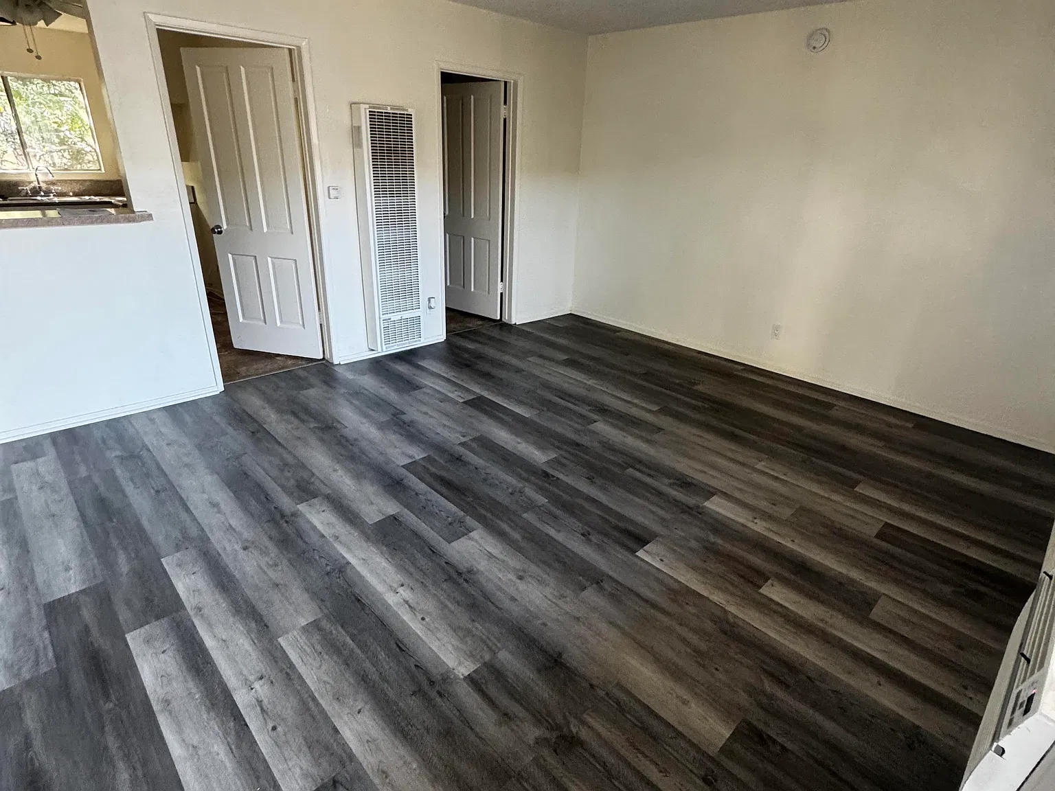 Campus Apartments — Photo 2