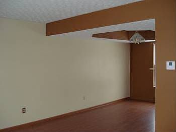 4th image of 2638 Imperial Way Dr