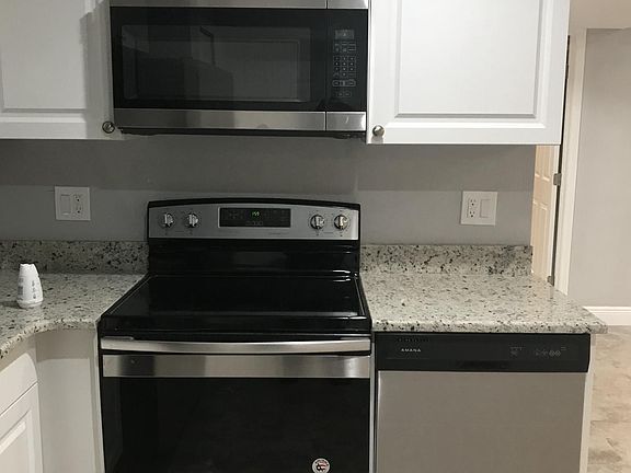 Kitchen appliances