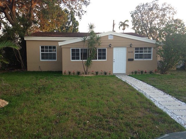 1st image of 1648 NE 176th St