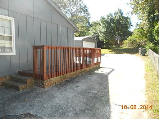 5th image of 1015 Parkview Dr