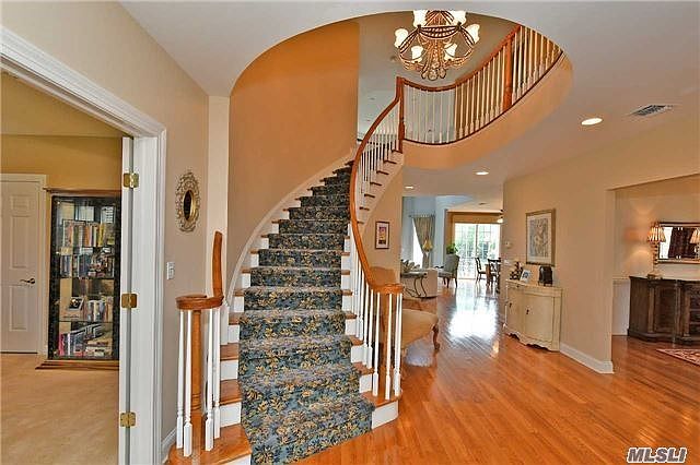 2nd image of 340 Altessa Blvd