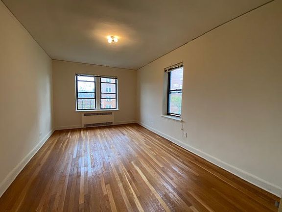 5th image of 72-36 112th St #509