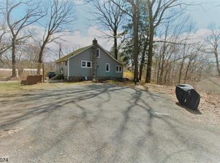 1 Woodland Ave, Budd Lake, NJ 07828