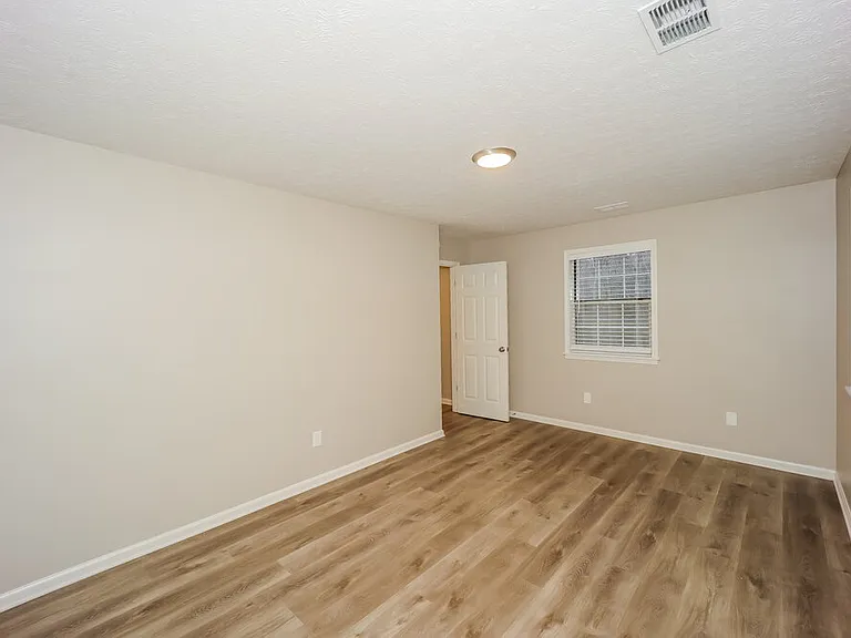 15 Valley Brook Dr — Photo 15