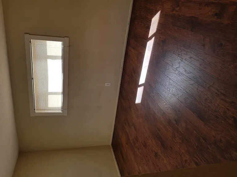1360 Princess Ave — Photo 3