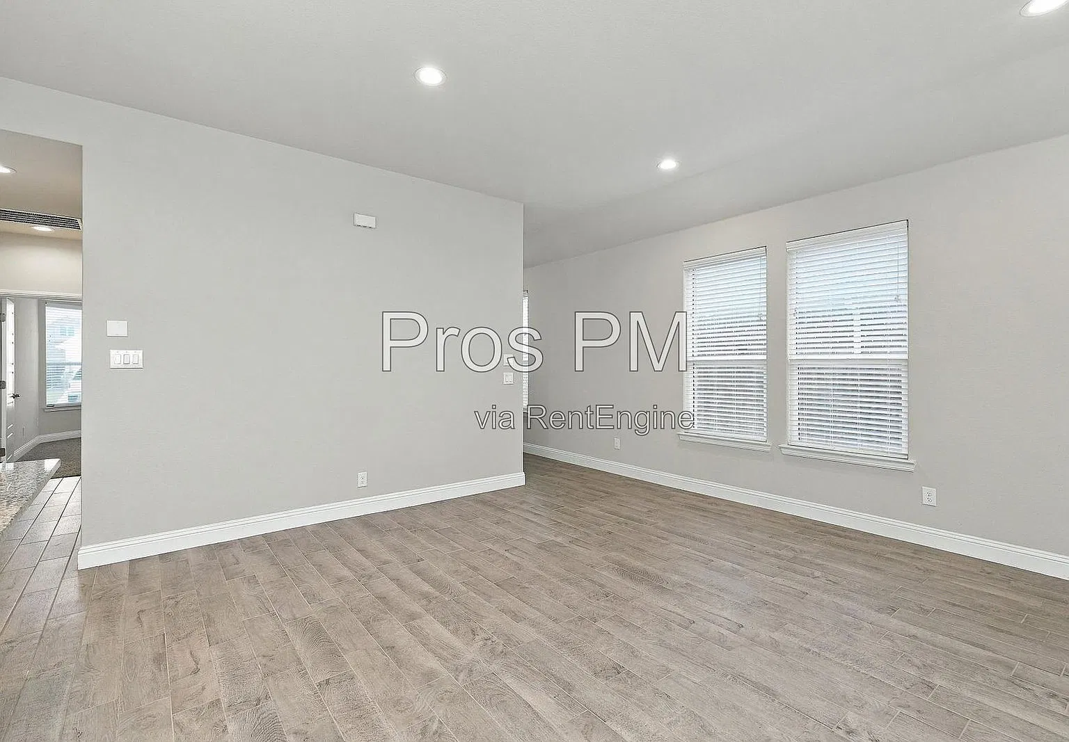3 bed, 2.0 bath, 1574 sqft, $2,199 — Photo 3
