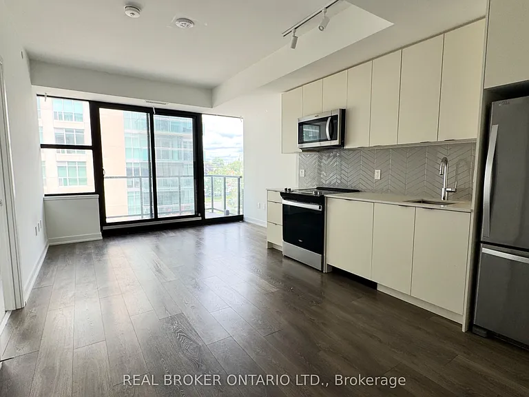 1604 Charles St #416-B — Photo 3