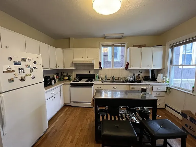282 Summer St #1 — Photo 3
