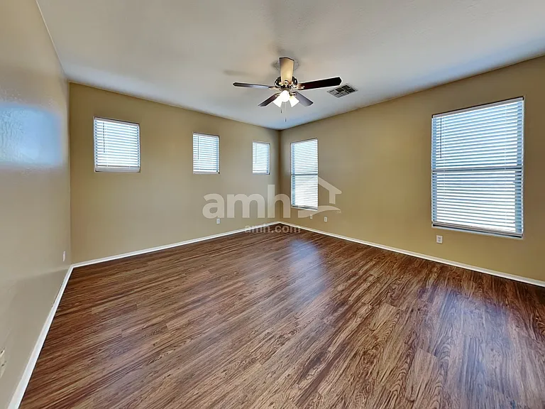 3708 S 100th Gln — Photo 12