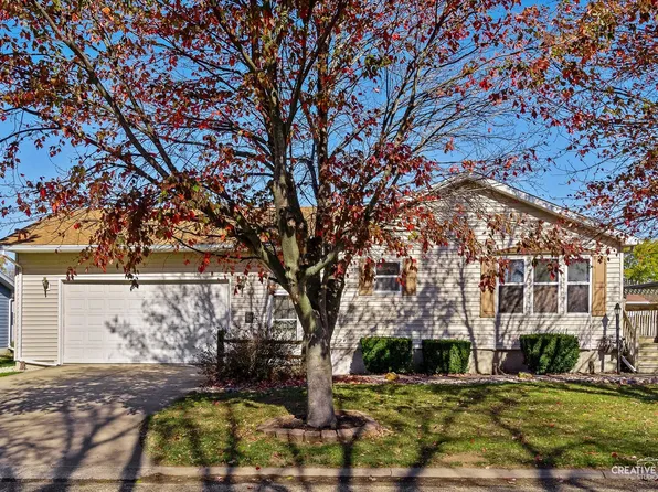 8 Filmore Ct, Granville, IL 61326