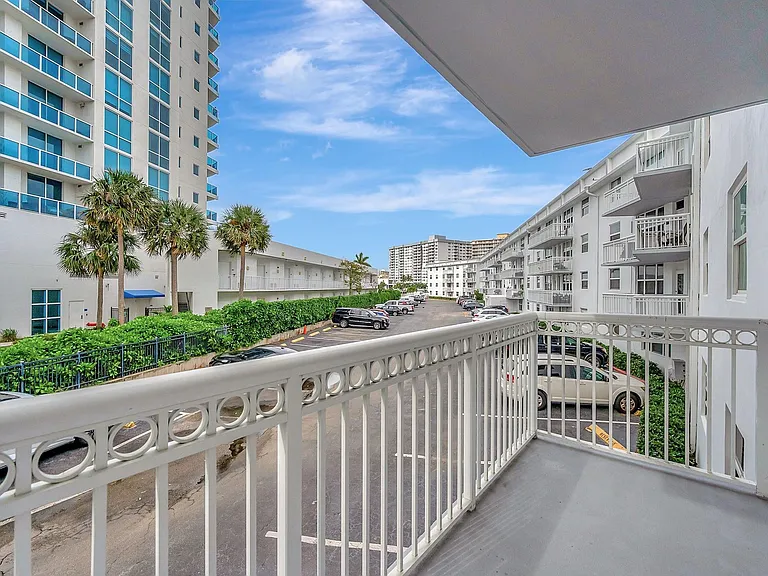 1913 S Ocean Dr #207 — Photo 26