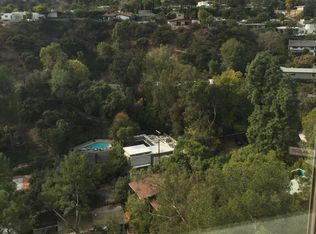8525 Skyline Dr #3, Los Angeles, CA 90046