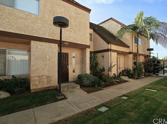 2nd image of 13023 Doty Ave #38