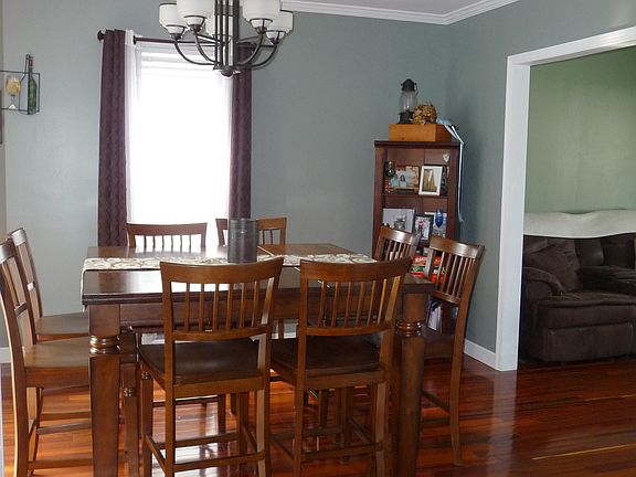 5th image of 605 Shady Dr